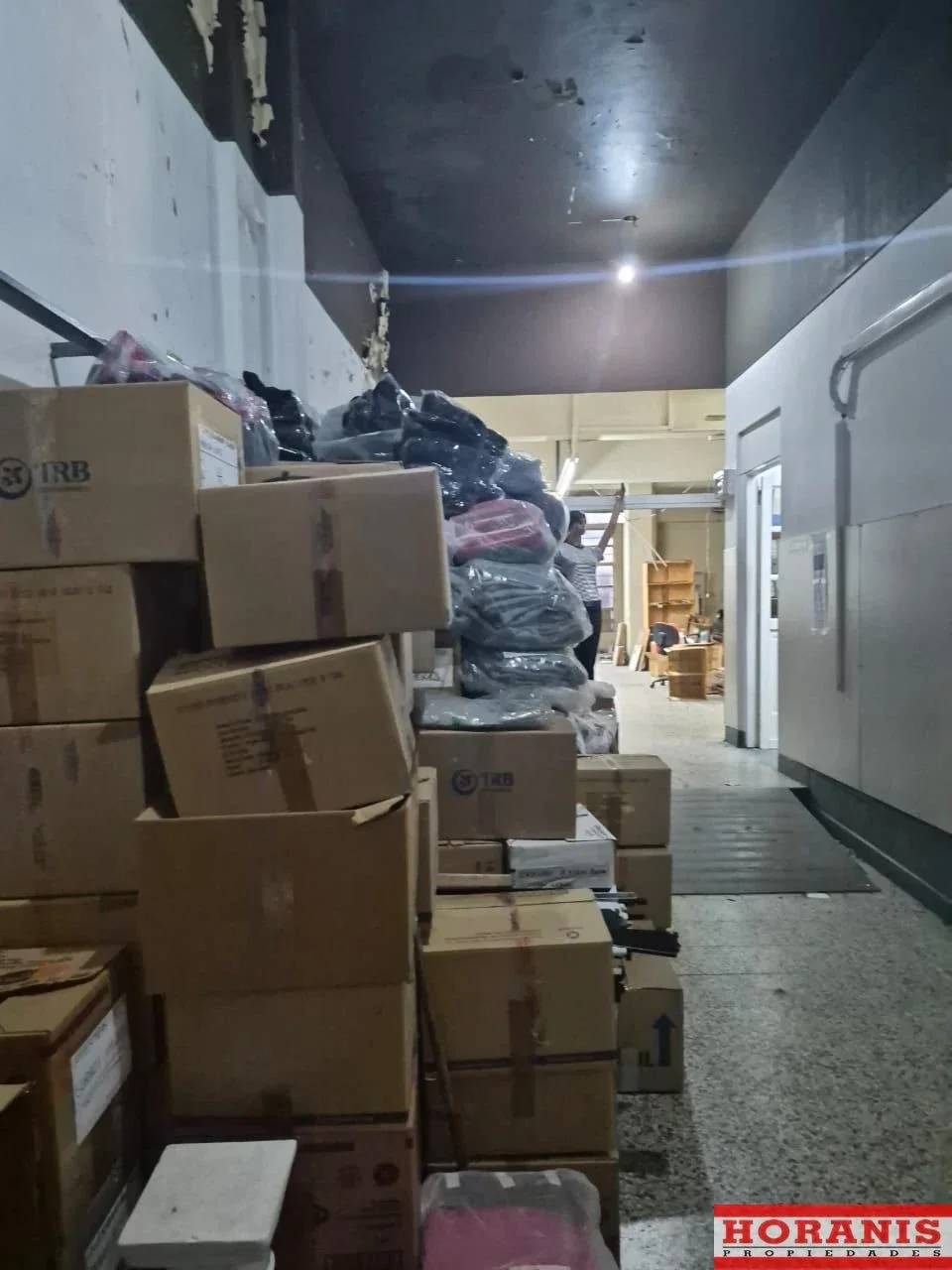 Depósito en alquiler de 250m2 ubicado en Villa Crespo - Imagen 3