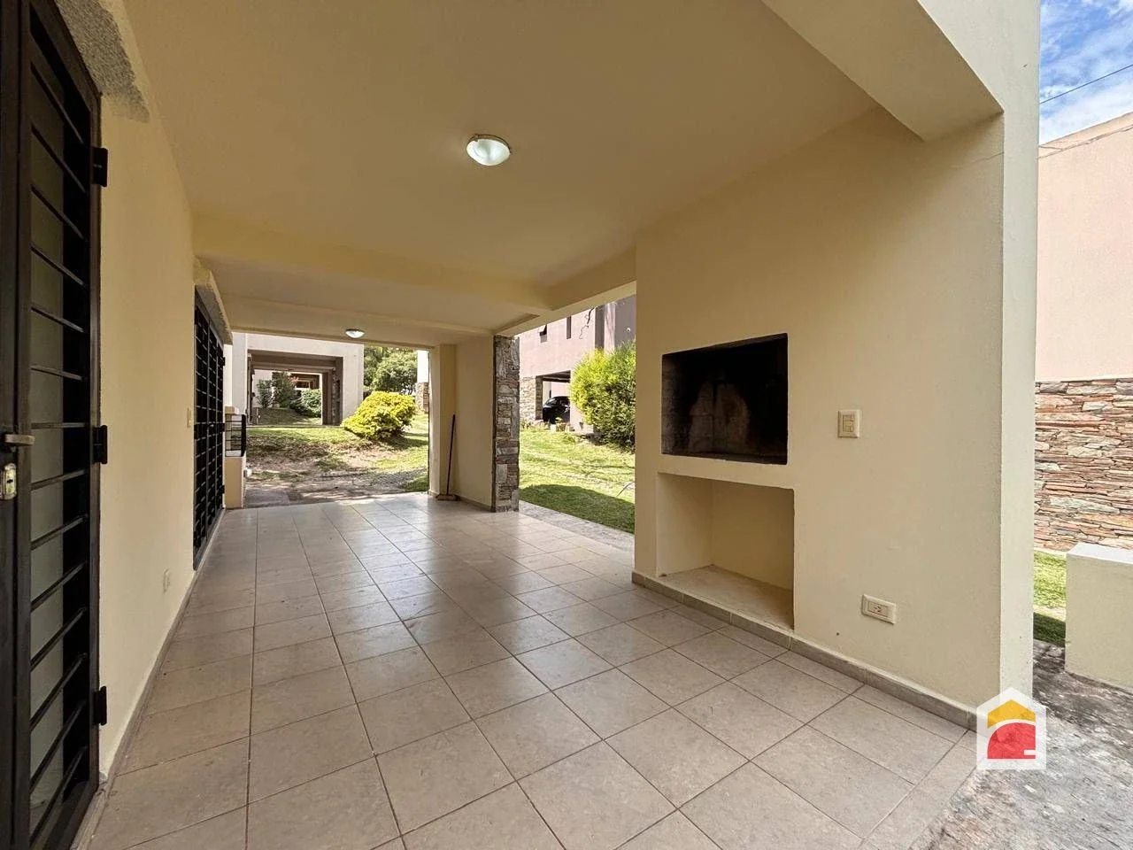 Villa Allende, Housing , Dúplex en alquiler c/ cochera. tres dorm tres baños - Imagen 5
