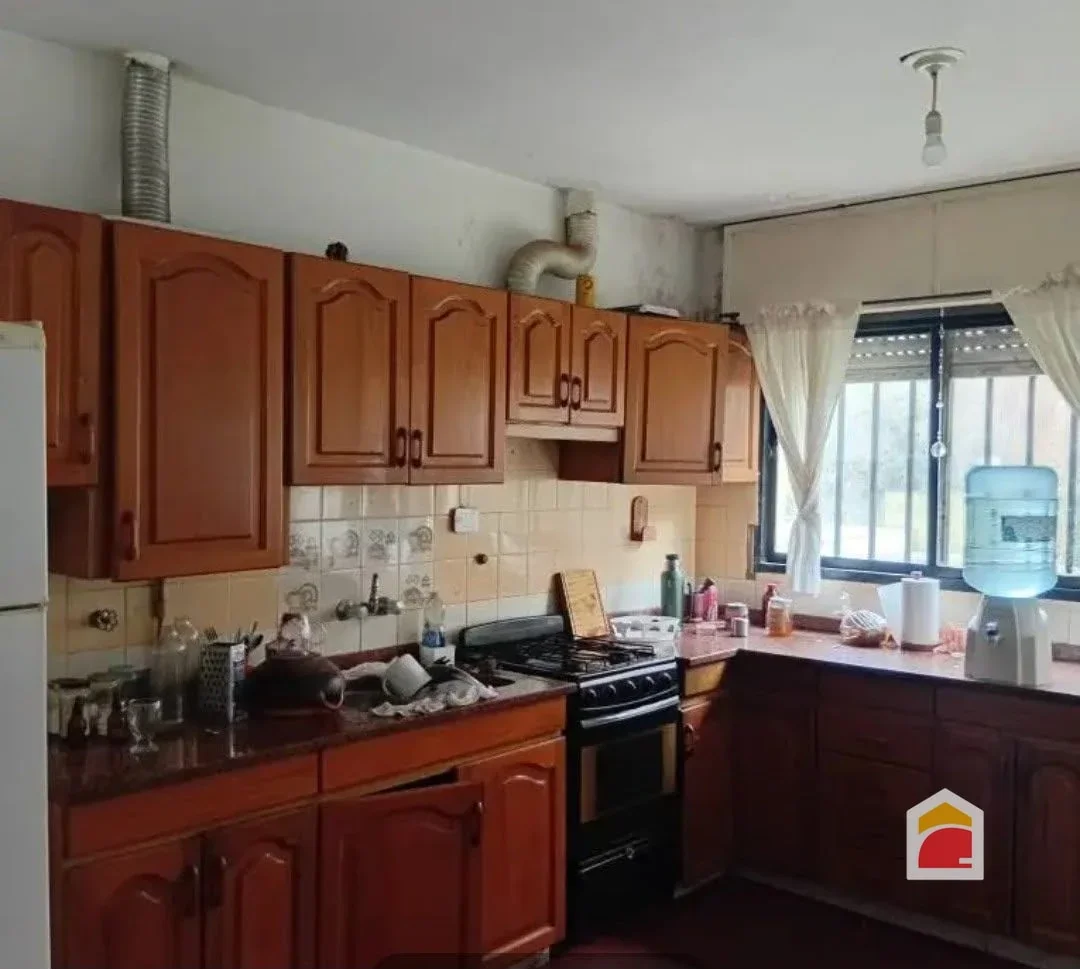 Casa en venta c/ cochera en Unquillo - Imagen 3