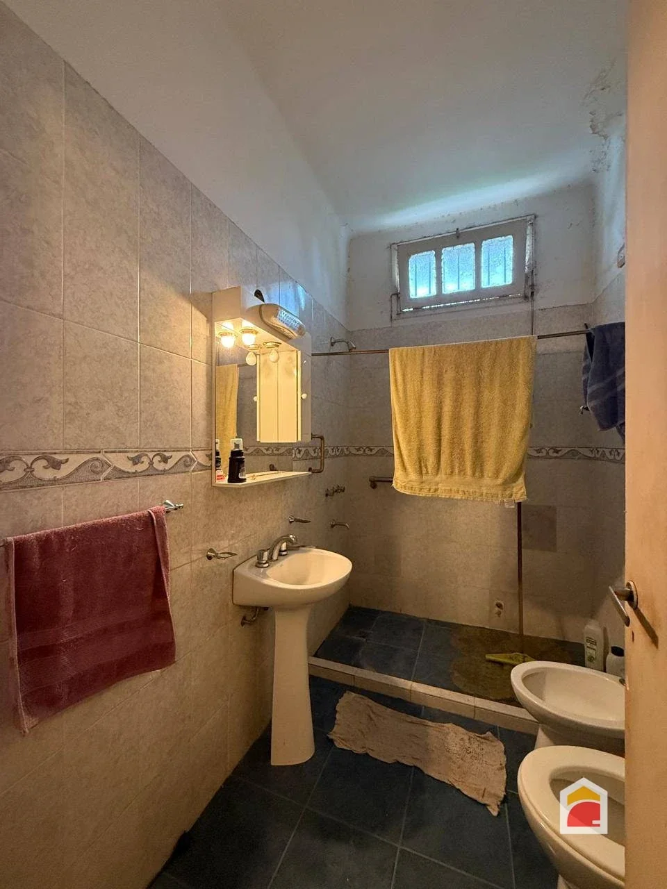 Casa en venta c/ cochera en Villa Allende - Imagen 4