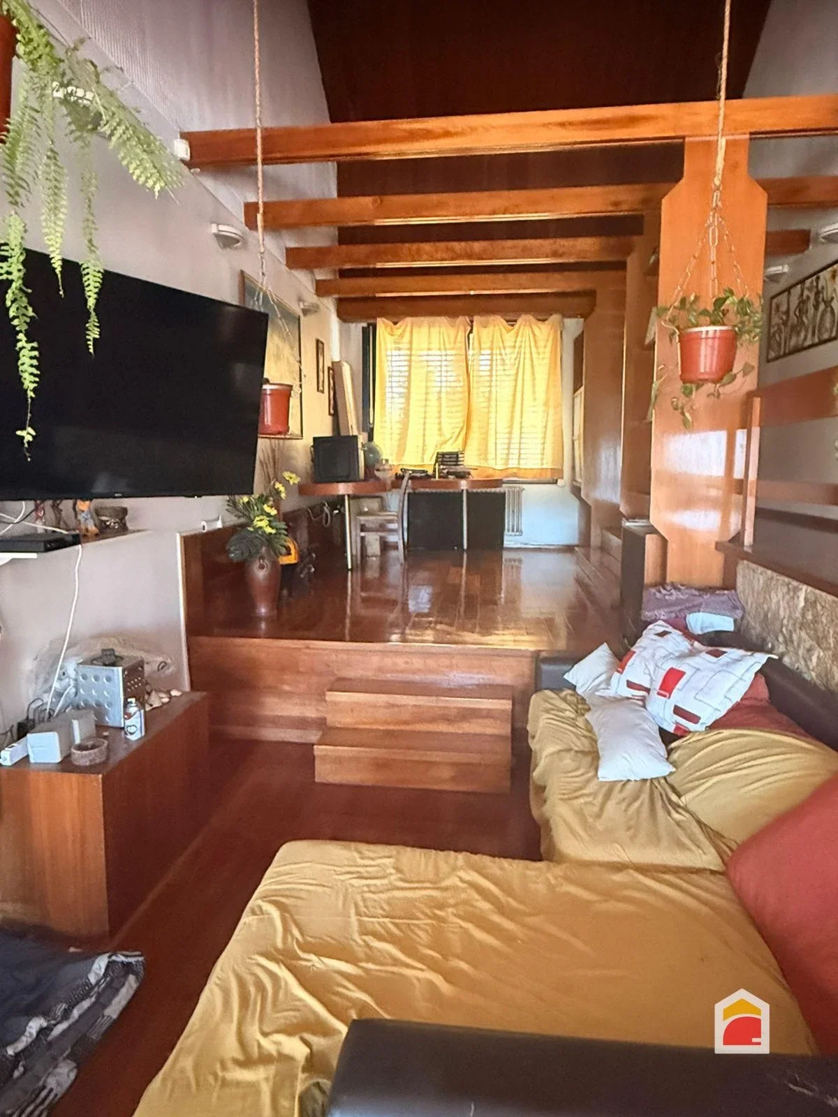 B° Maipú Segunda Sección, hermosa casa de 4 dorm y piscina - Imagen 4