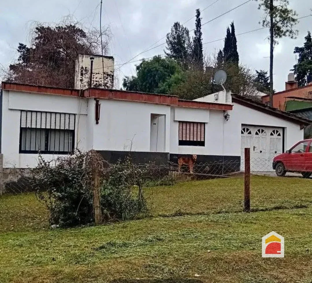 Casa en venta c/ cochera en Unquillo - Imagen 2