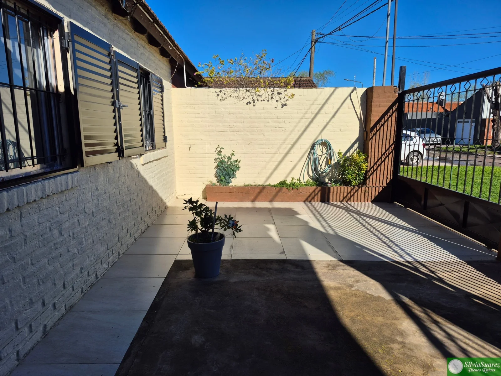 Casa en venta c/ cochera en Chascomús - Imagen 2