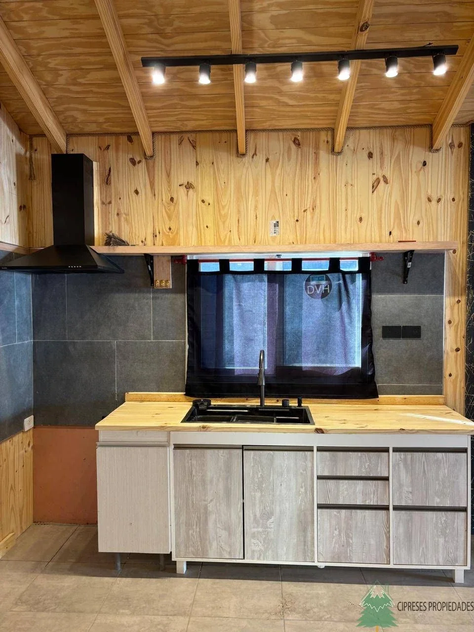 Casa a Estrenar Los Molles San Martin de los Andes - ACEPTAMOS PERMUTA - Imagen 4