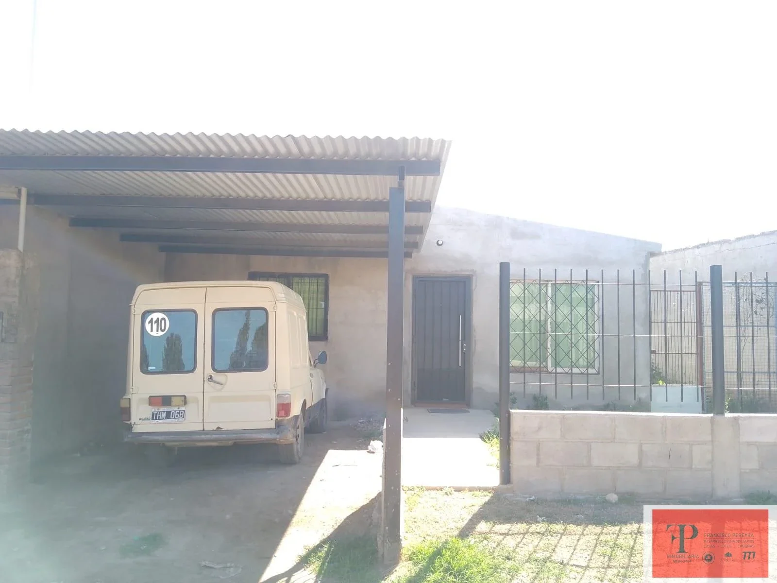 Casa en venta c/ cochera en Villa Sarmiento - Imagen 1