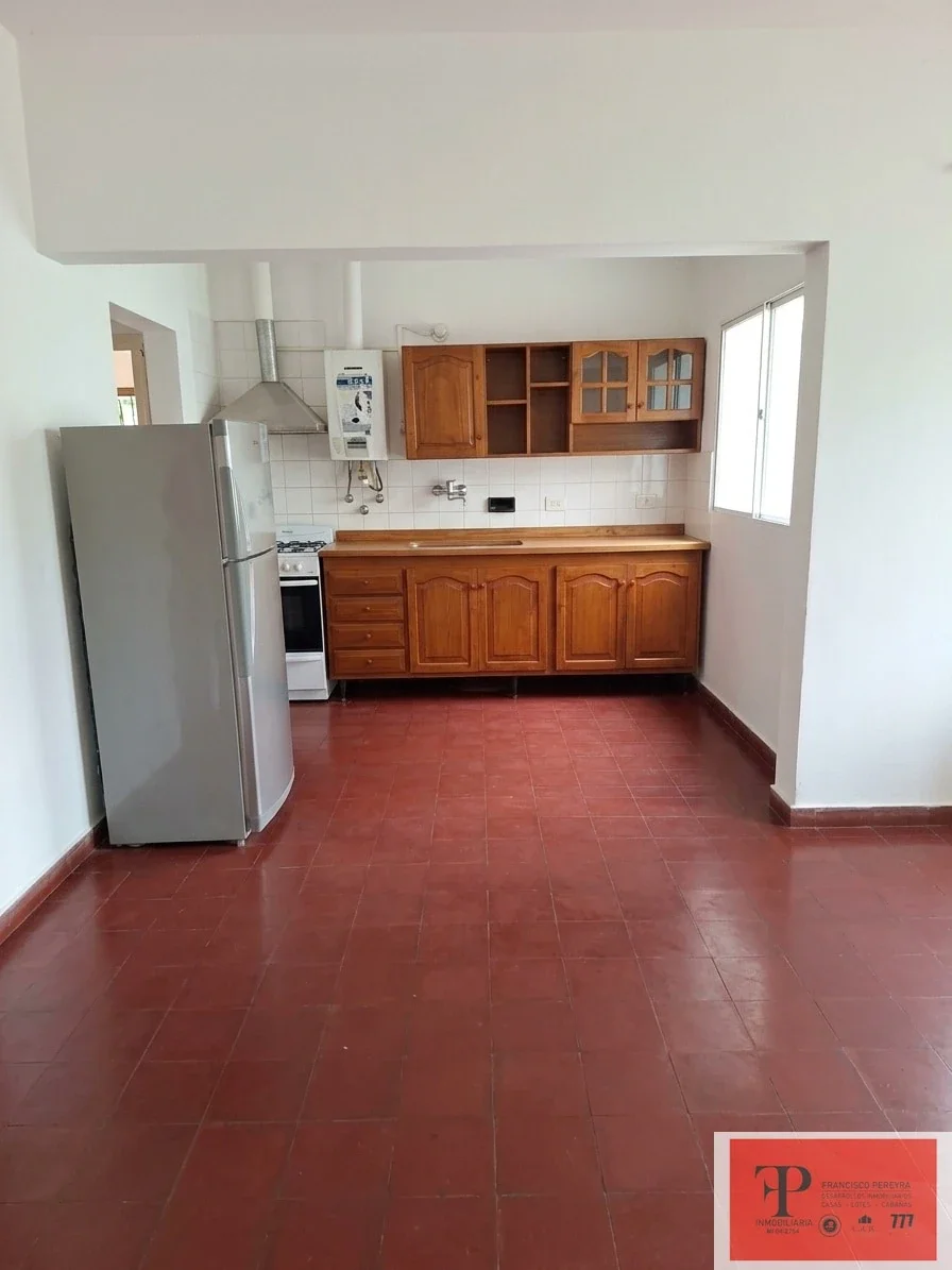 Casa en venta sobre Av. Illia Villa Dolores Cordoba - Imagen 2