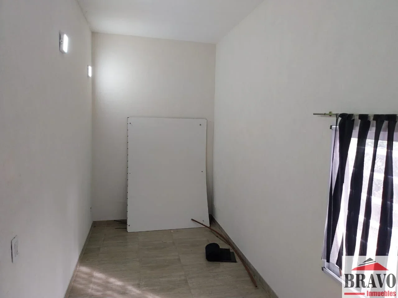 RESERVADO Local comercial en alquiler | sobre Avenida 3 | Alto tránsito, alta visibilidad - Imagen 5