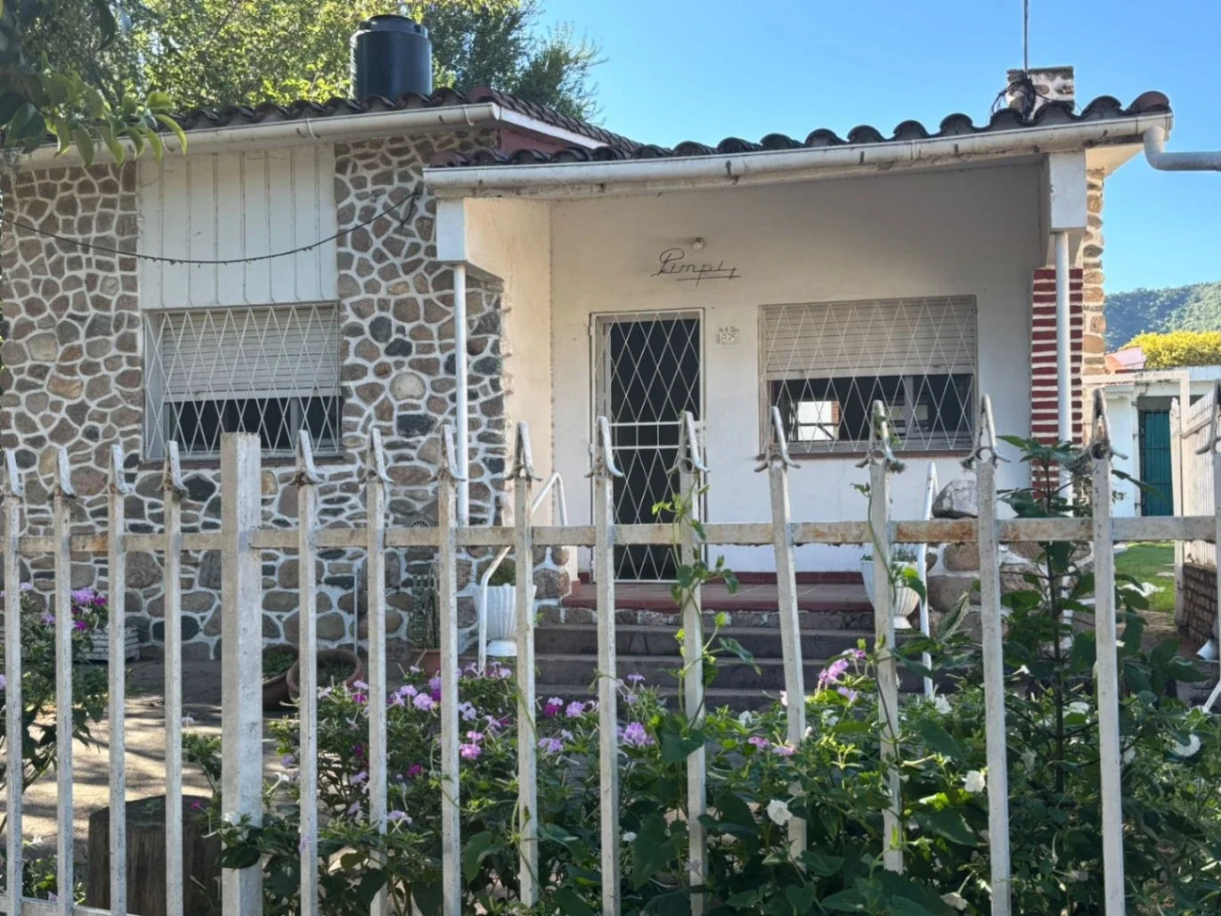 Casa en venta c/ cochera en Sol y Lago - Imagen 1