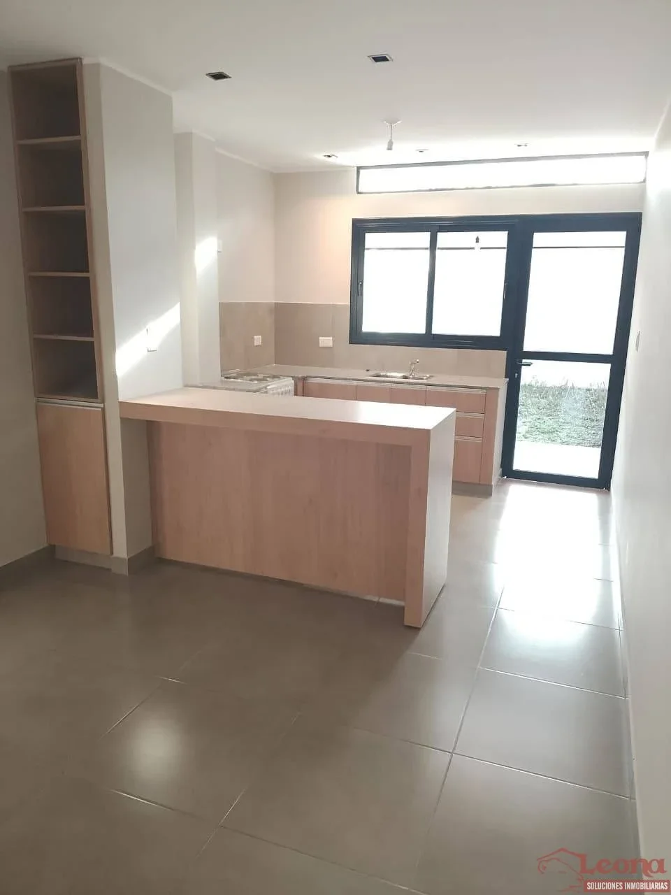 Dúplex 2 dorm en alquiler c/ cochera en Bajo la Viña - Imagen 4