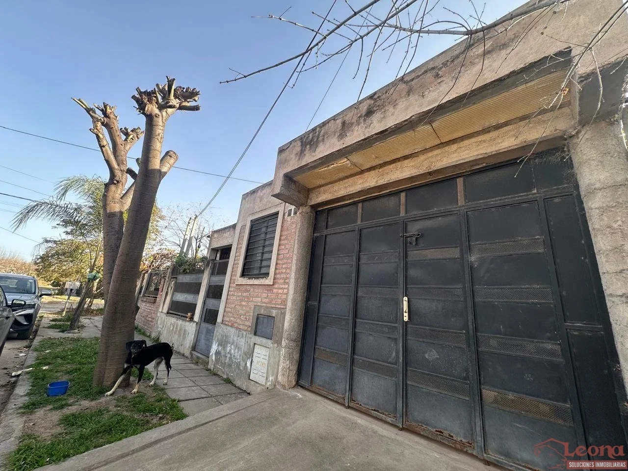Casa en venta c/ cochera en Alto Comedero - Imagen 1