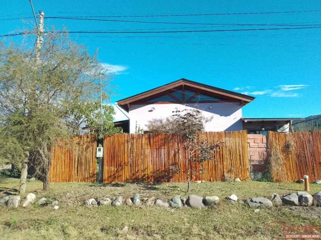 Casa en alquiler 2 DORM c/ cochera en Los Perales - Imagen 3