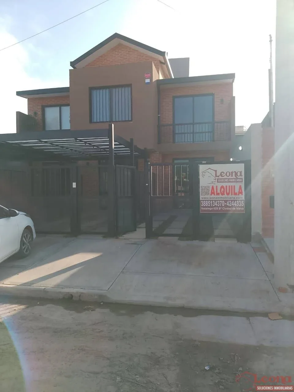 Dúplex 2 dorm en alquiler c/ cochera en Bajo la Viña - Imagen 1