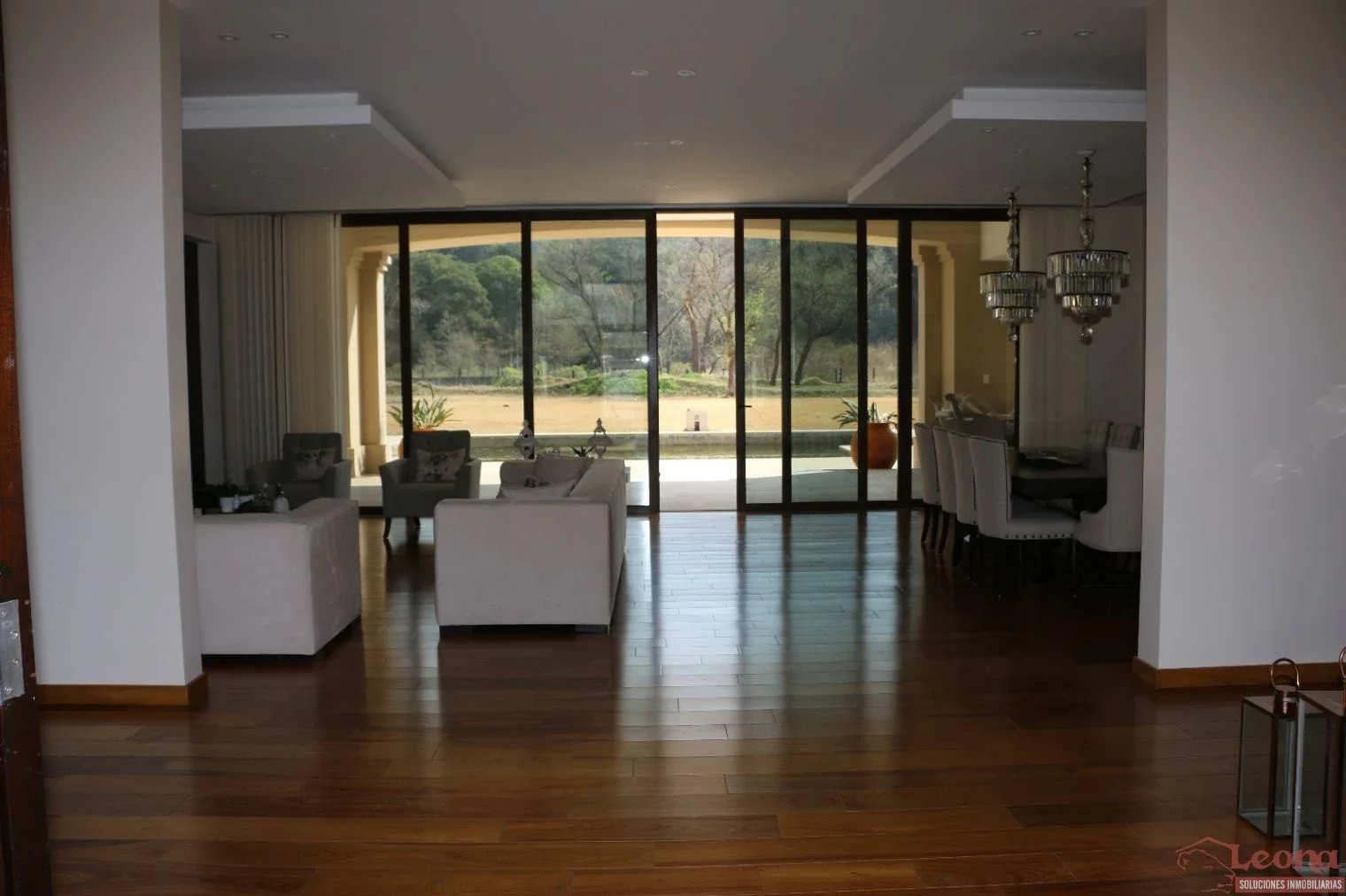 Casa en alquiler 4 dorm c/ cochera en Los Nogales - Imagen 5