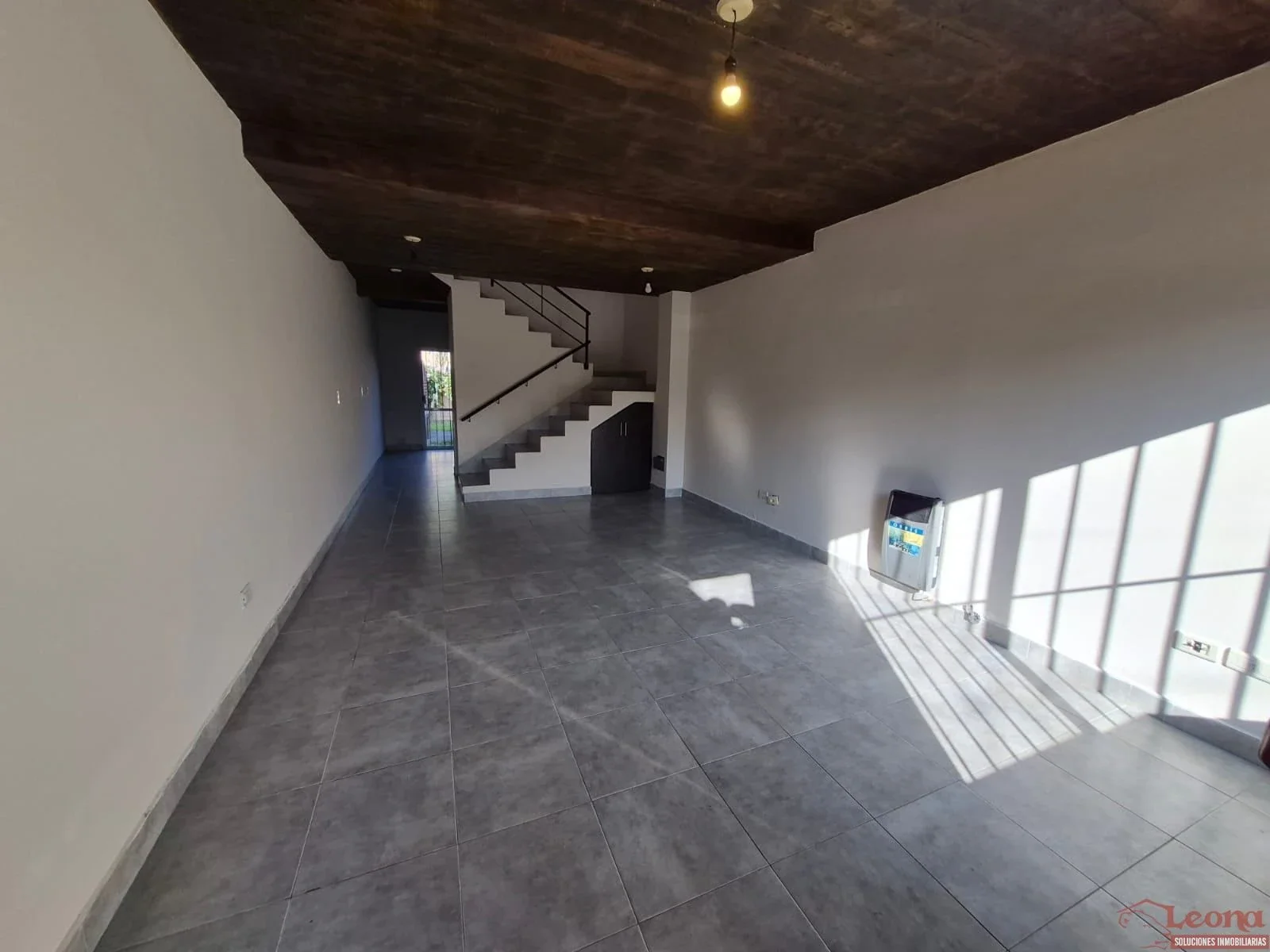 Dúplex en alquiler c/ cochera en Bajo la Viña - Imagen 3