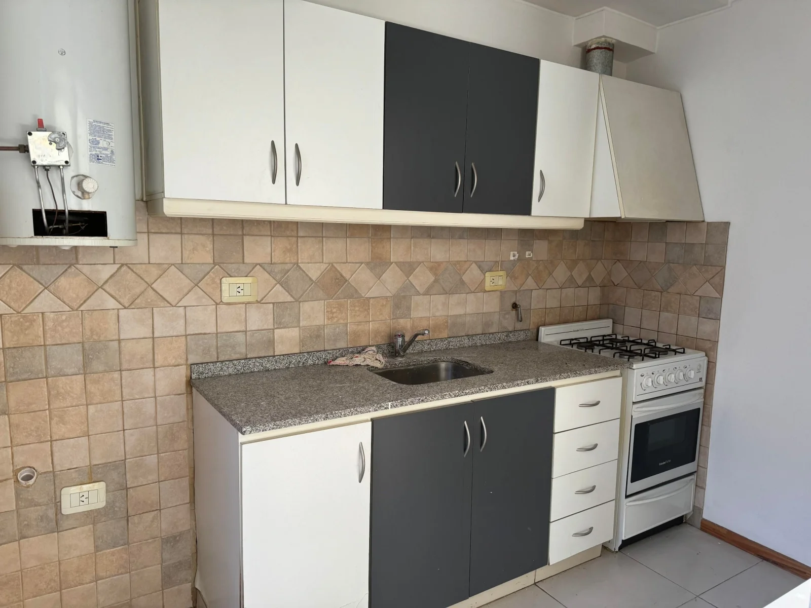 Departamento en alquiler de 1 dorm en Godoy Cruz - Imagen 5
