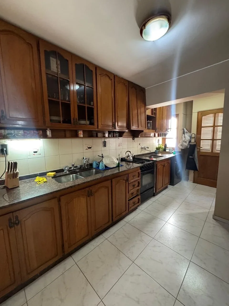 Casa en venta c/ cochera en 4.ª Sección Área Fundacional - Imagen 1