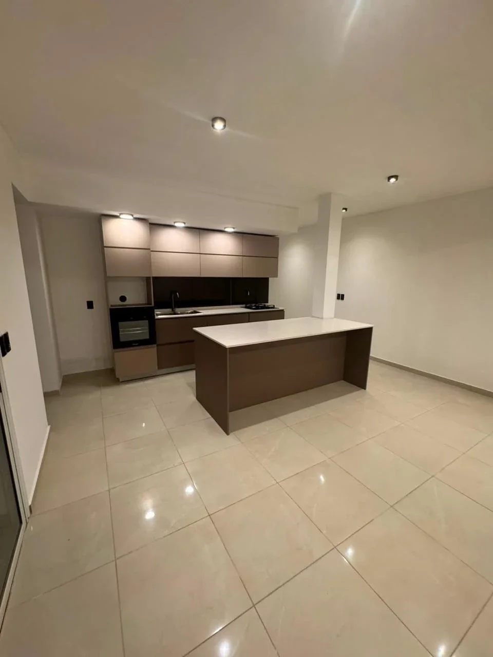 Casa en venta c/ cochera en Otros barrios - Imagen 5