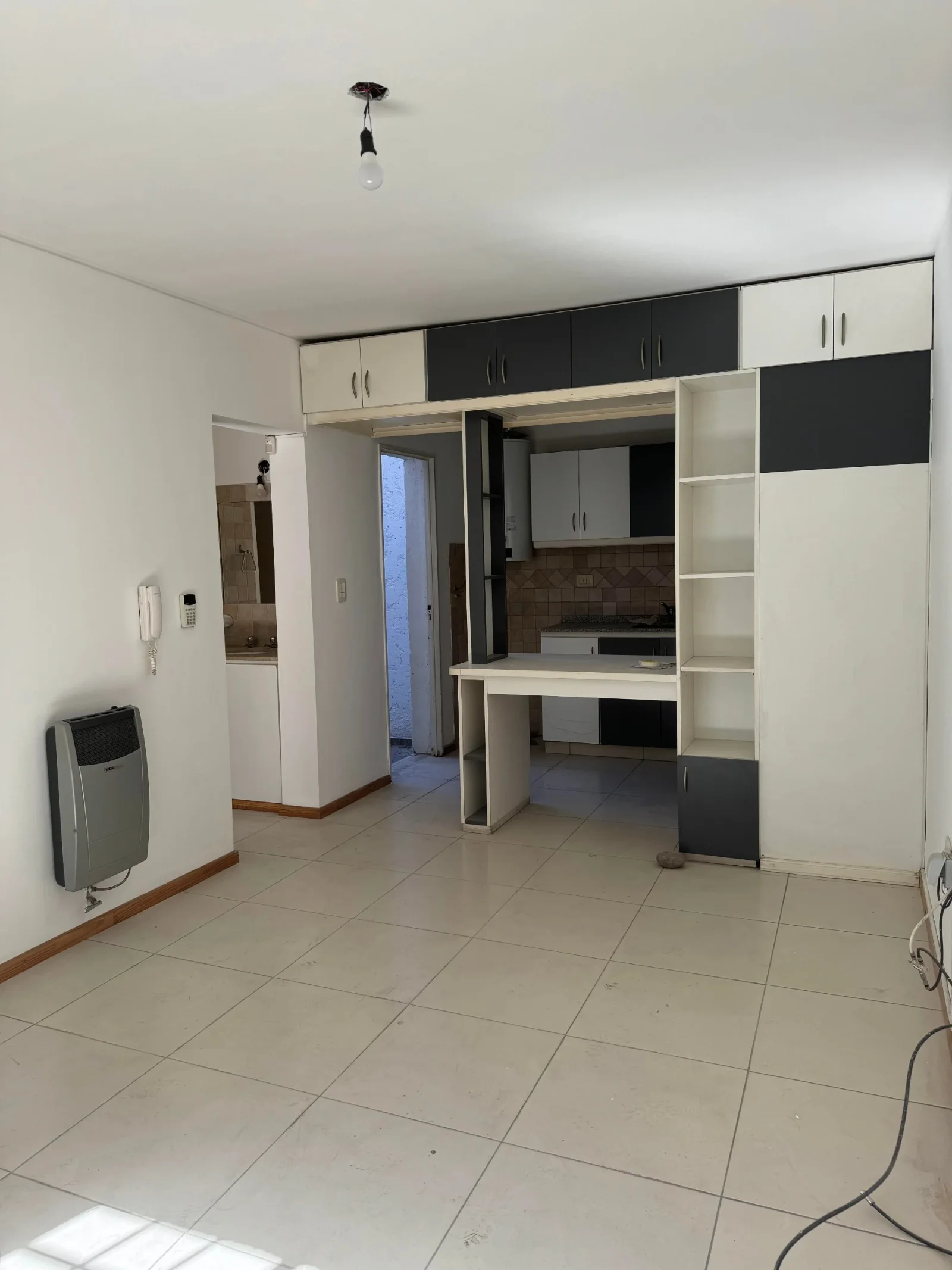 Departamento en alquiler de 1 dorm en Godoy Cruz - Imagen 2