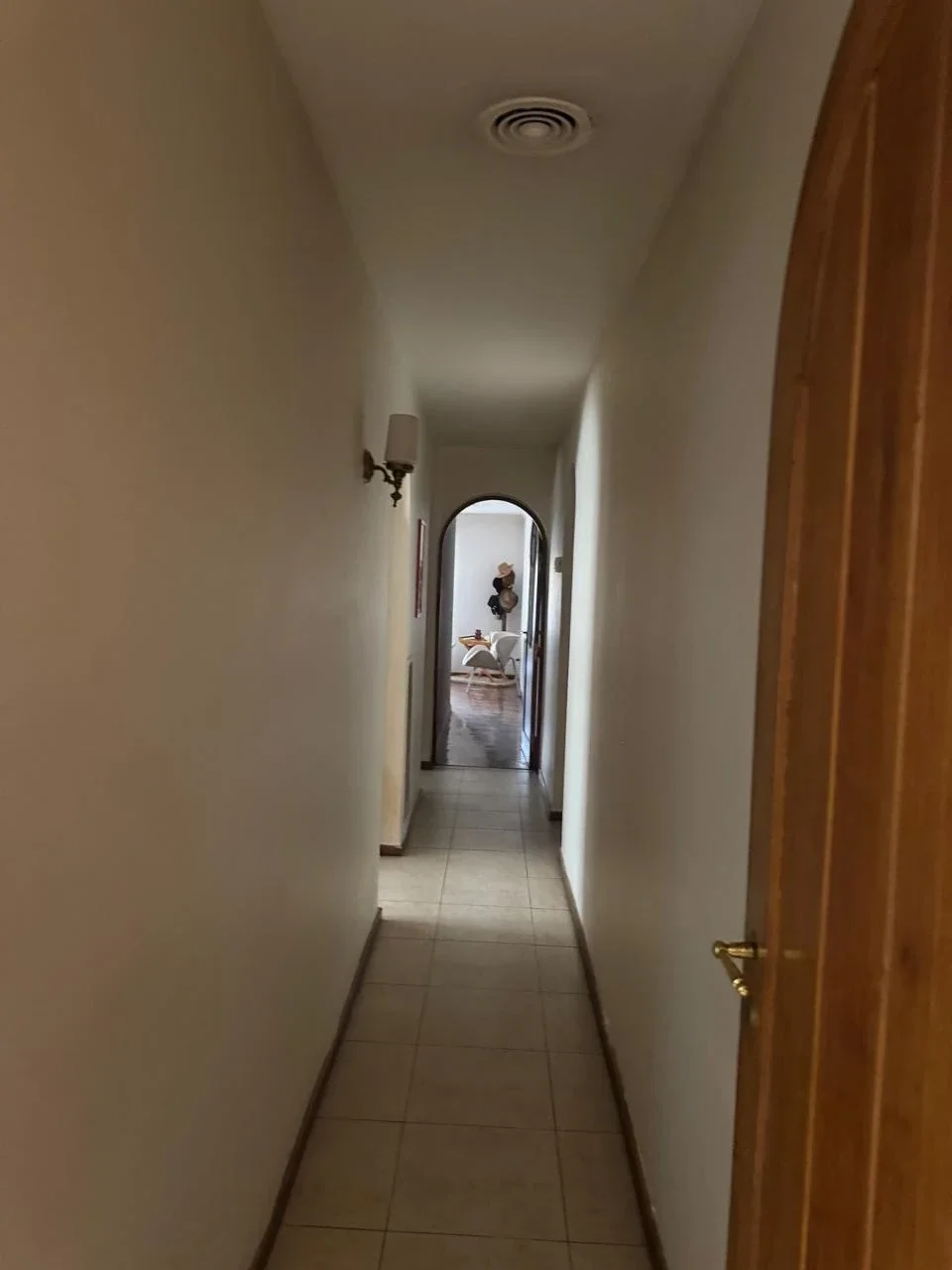 Casa en venta c/ cochera en 5.ª Sección Residencial Sur - Imagen 3