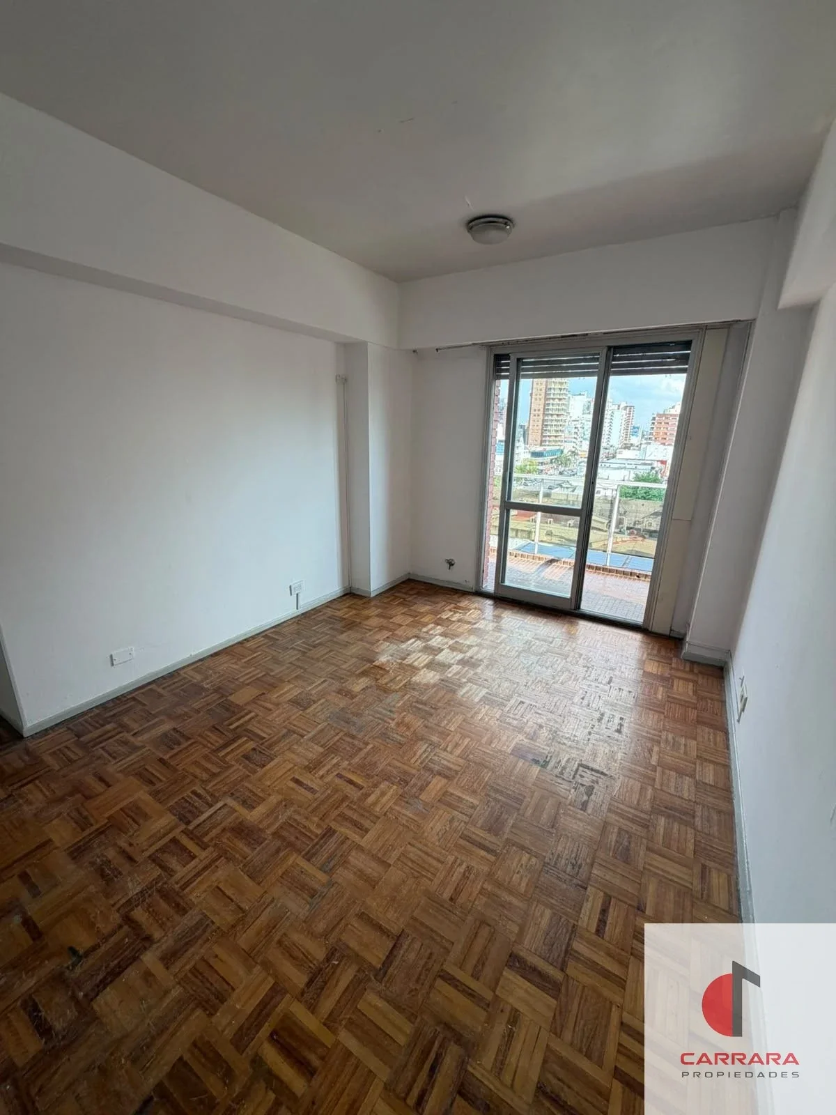 Alquiler departamento 2 ambientes con balcón en Ramos Mejía - Imagen 2