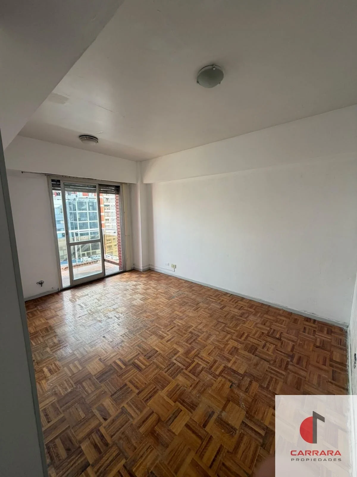 Alquiler departamento 2 ambientes con balcón en Ramos Mejía - Imagen 1