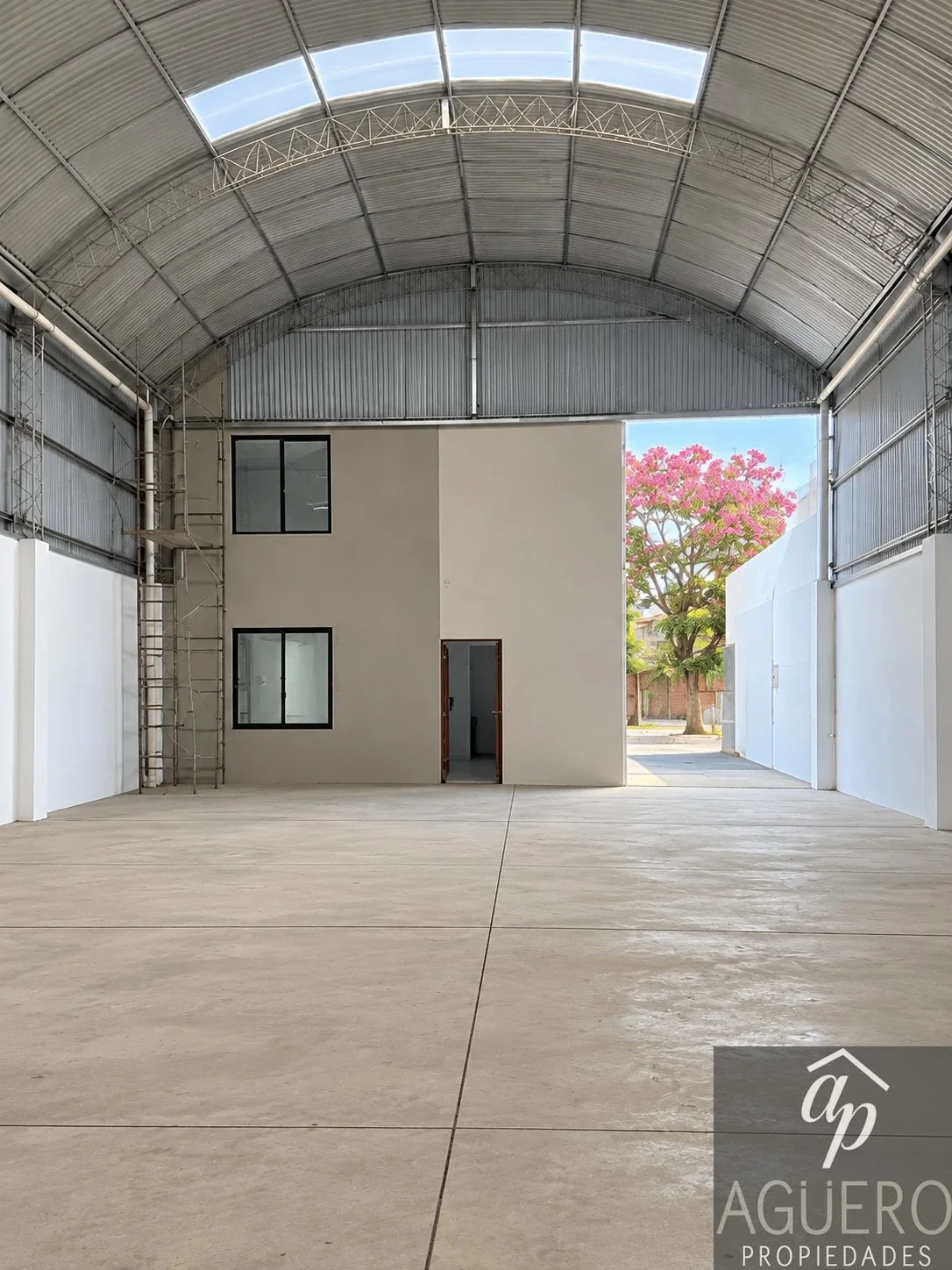 Galpón en alquiler de 320m2 ubicado en Zona Norte - Imagen 3