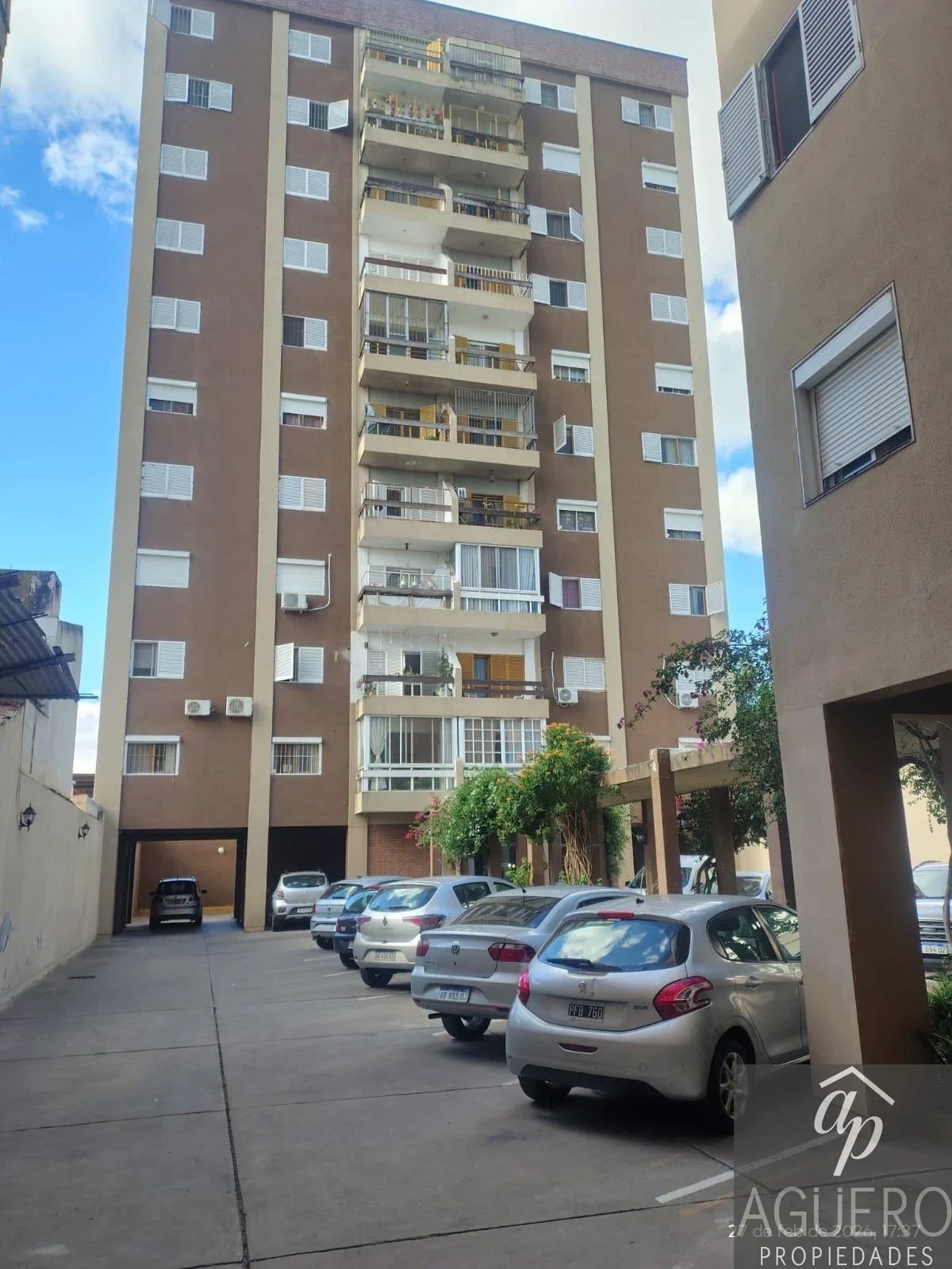Departamento en alquiler c/ cochera en Otros Barrios - Imagen 4