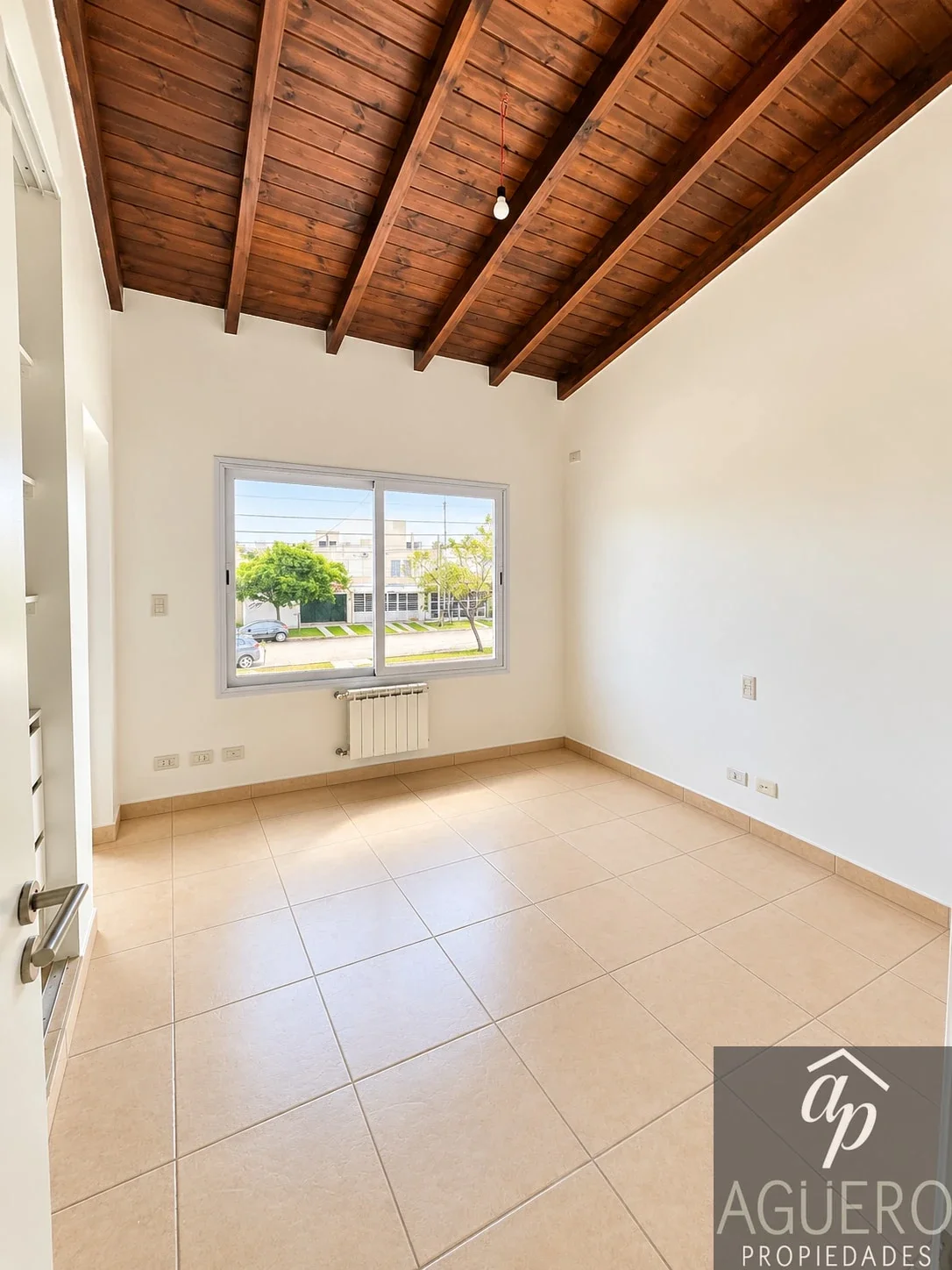 Dúplex en alquiler c/ cochera en Grand Bourg - Imagen 5