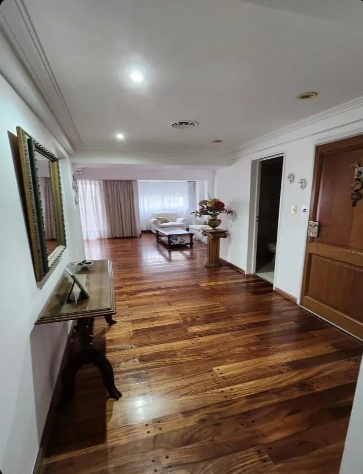 DEPARTAMENTO EN VENTA – 3 DORMITORIOS, COCHERA Y ESTUDIO – APTO CRÉDITO - Imagen 1