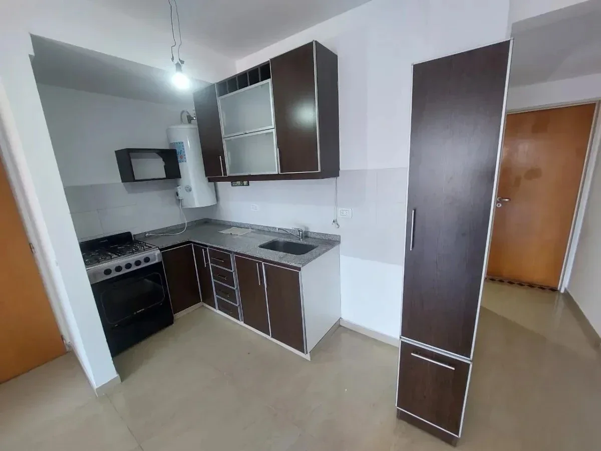 Departamento 2 amb en venta con cochera en Villa Luzuriaga - Imagen 5