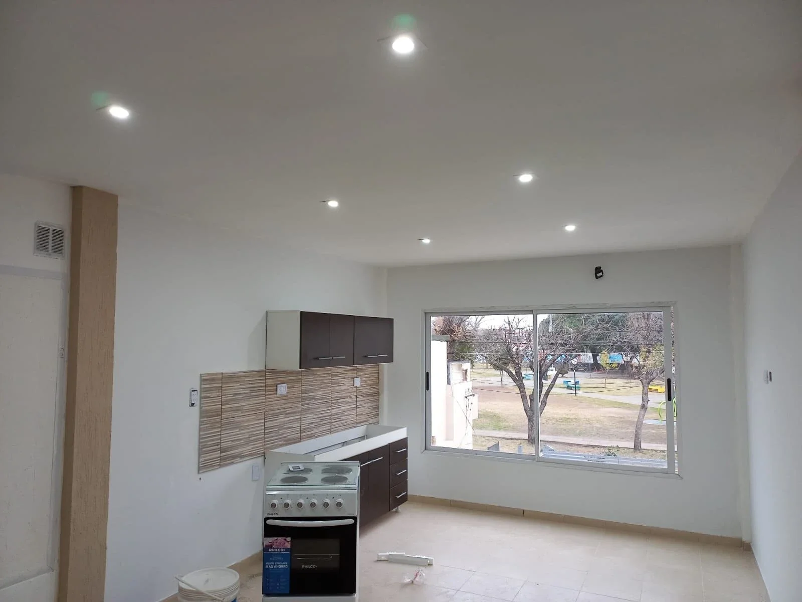 Hermoso dúplex 2 ambientes con pileta en alquiler en Castelar - Imagen 2