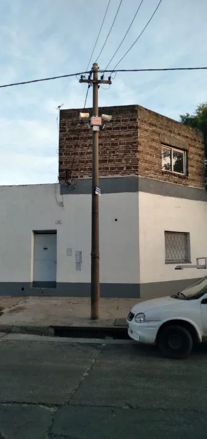PH en alquiler de 1 dormitorio en Lomas del Mirador - Imagen 3