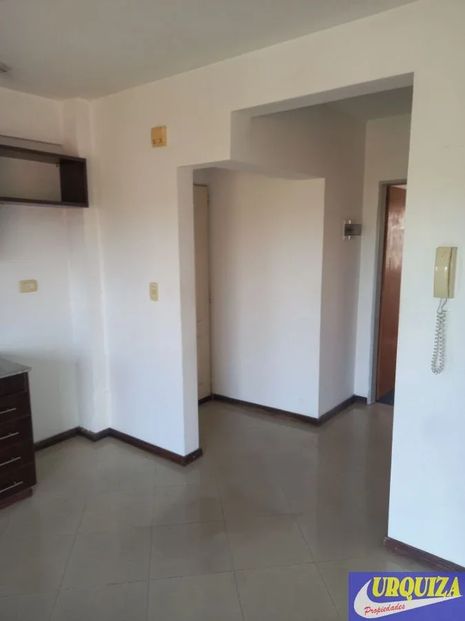 Departamento en alquiler de 1 dormitorio c/ cochera en Haedo - Imagen 5