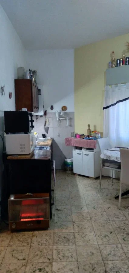 PH en alquiler de 1 dormitorio en Lomas del Mirador - Imagen 5