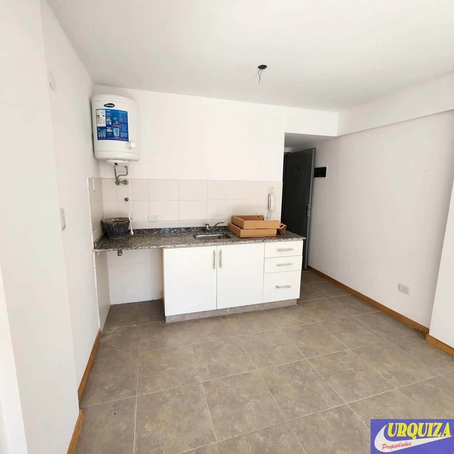 Departamento en alquiler de 1 dormitorio c/ cochera en Haedo - Imagen 3