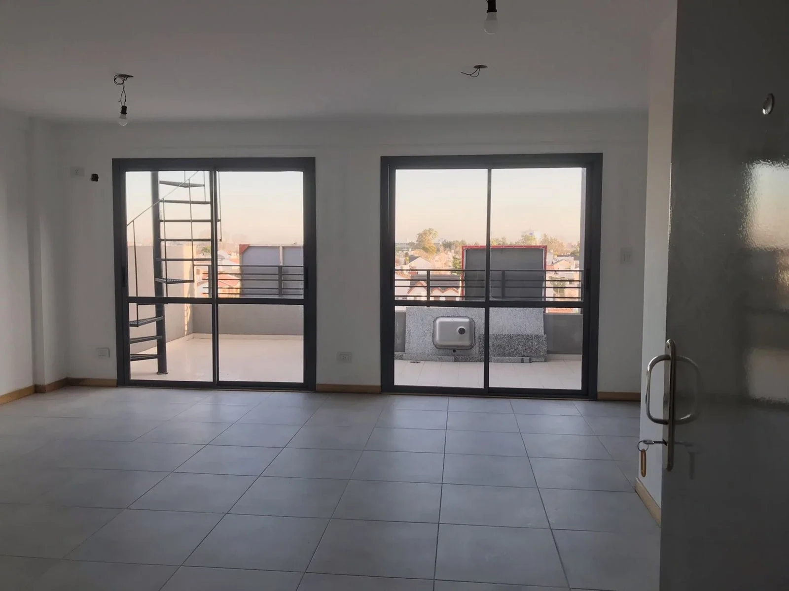 Departamento 3 ambientes en venta con cochera en Haedo - Imagen 5