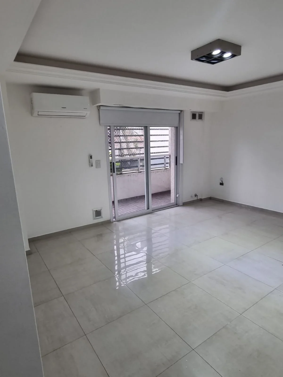 Departamento 3 ambientes en alquiler con cochera en San Justo - Imagen 5