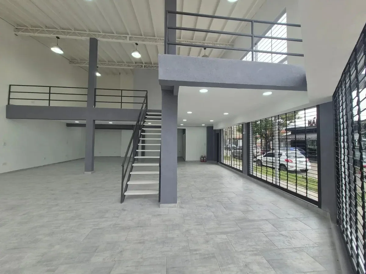 Local comercial en alquiler en Villa Luzuriaga - Imagen 4
