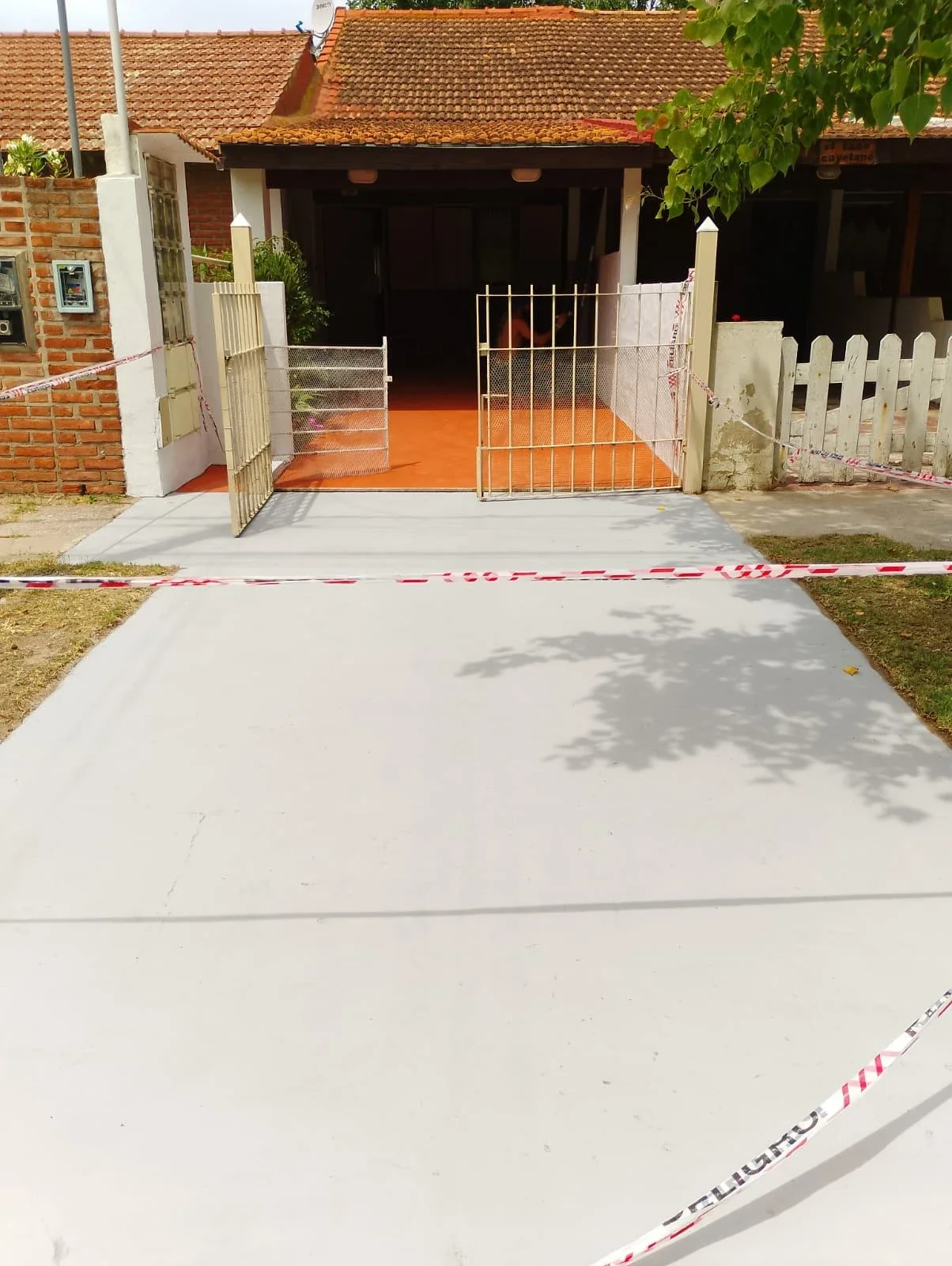 Dúplex 3 ambientes en venta con cochera y patio en Las Toninas - Imagen 2