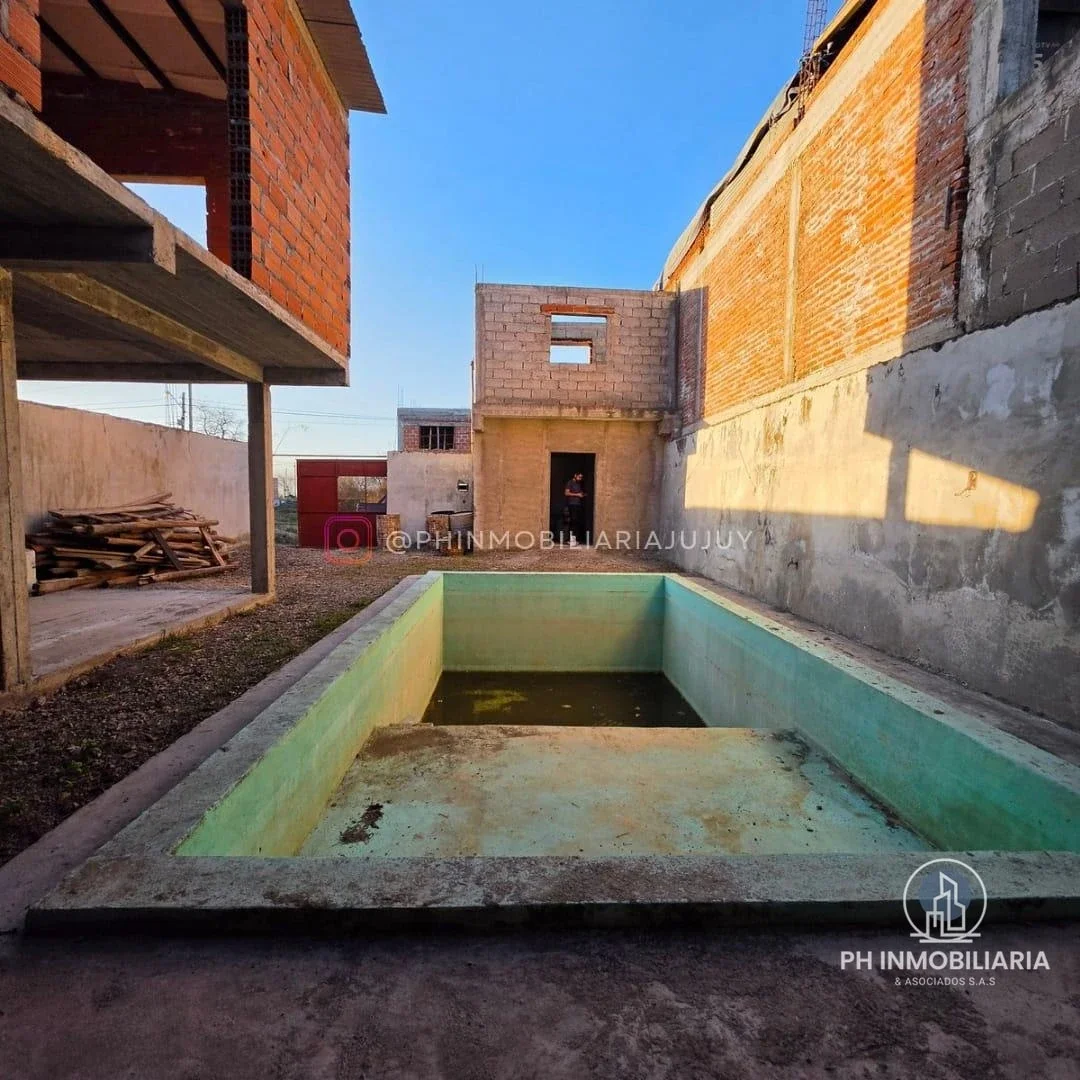 Casa en venta c/ cochera en Otros Barrios - Imagen 4