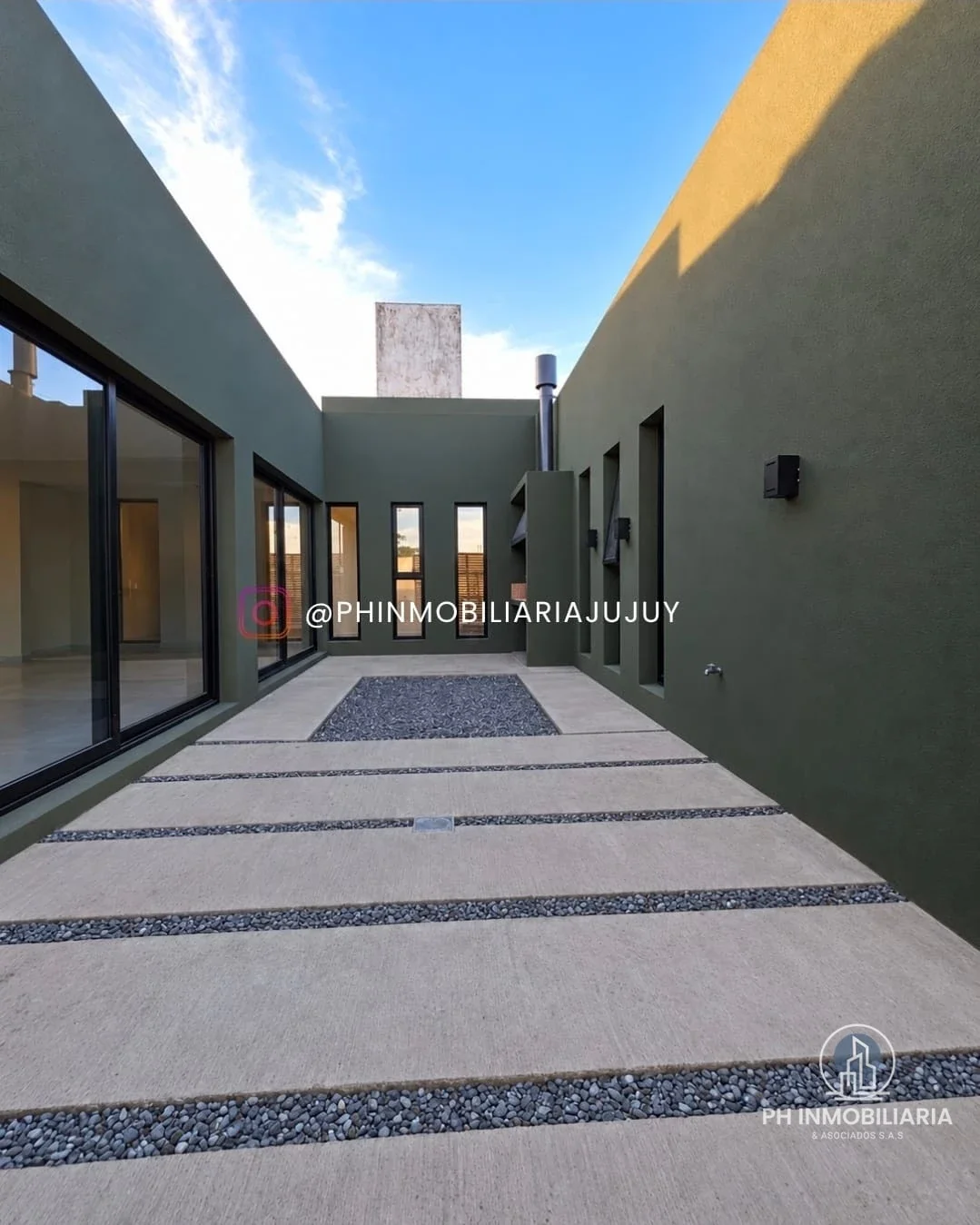 Casa en venta c/ cochera en Higuerillas - Imagen 1