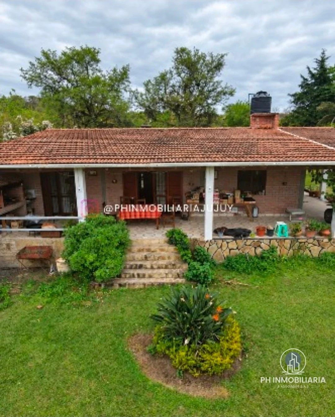 Casa en venta c/ cochera en El Carmen - Imagen 3
