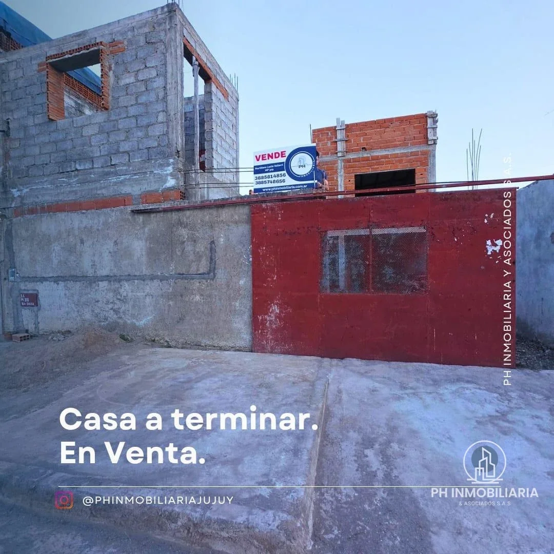 Casa en venta c/ cochera en Otros Barrios - Imagen 1