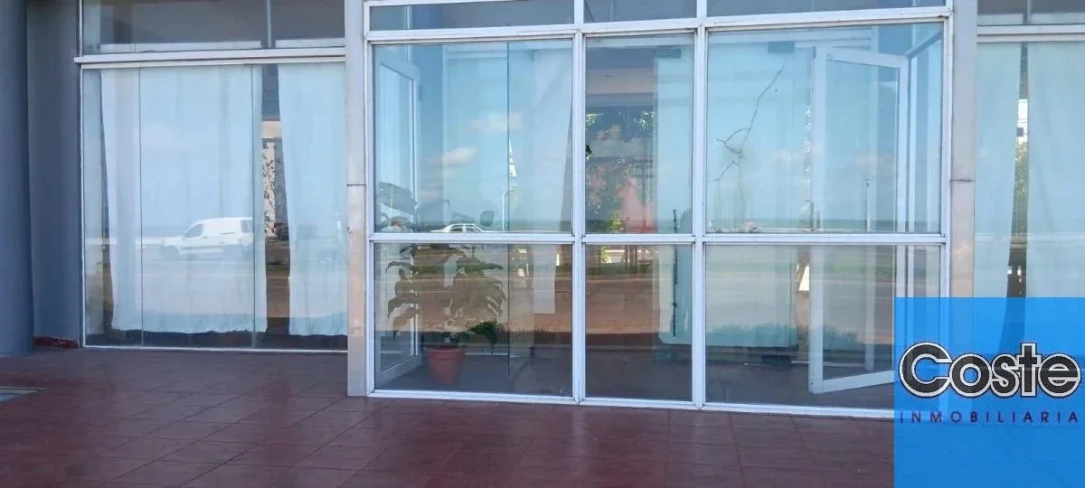 Local comercial en alquiler ubicado en Barrio Alto Camet - Imagen 4