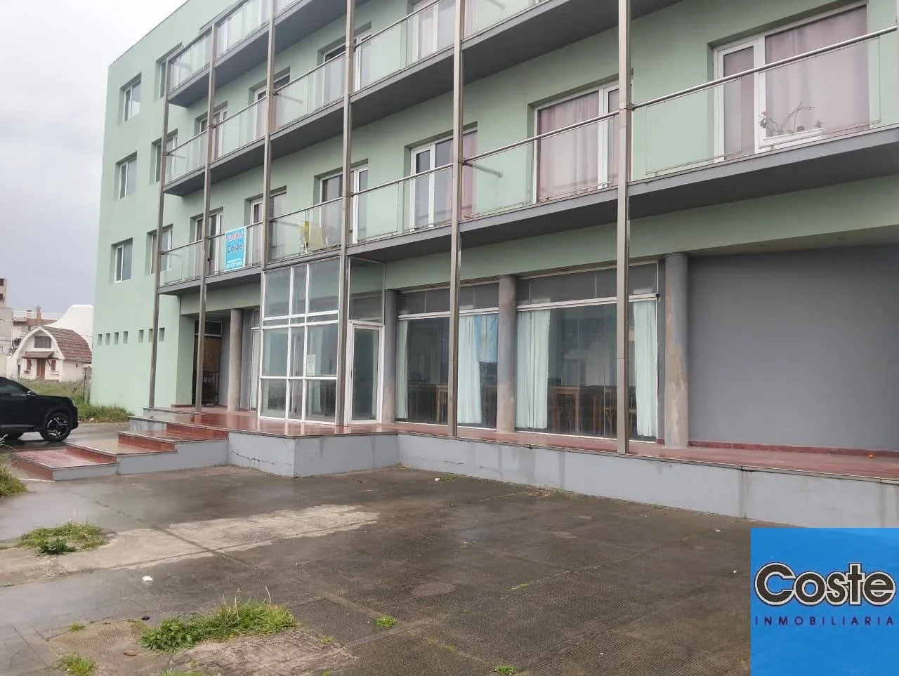 Local comercial en alquiler ubicado en Barrio Alto Camet - Imagen 2