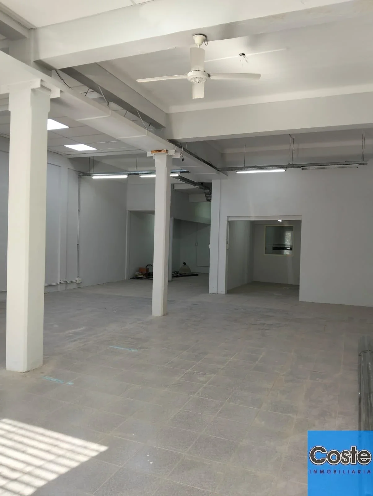 Local comercial en alquiler ubicado en Terminal Vieja - Imagen 2