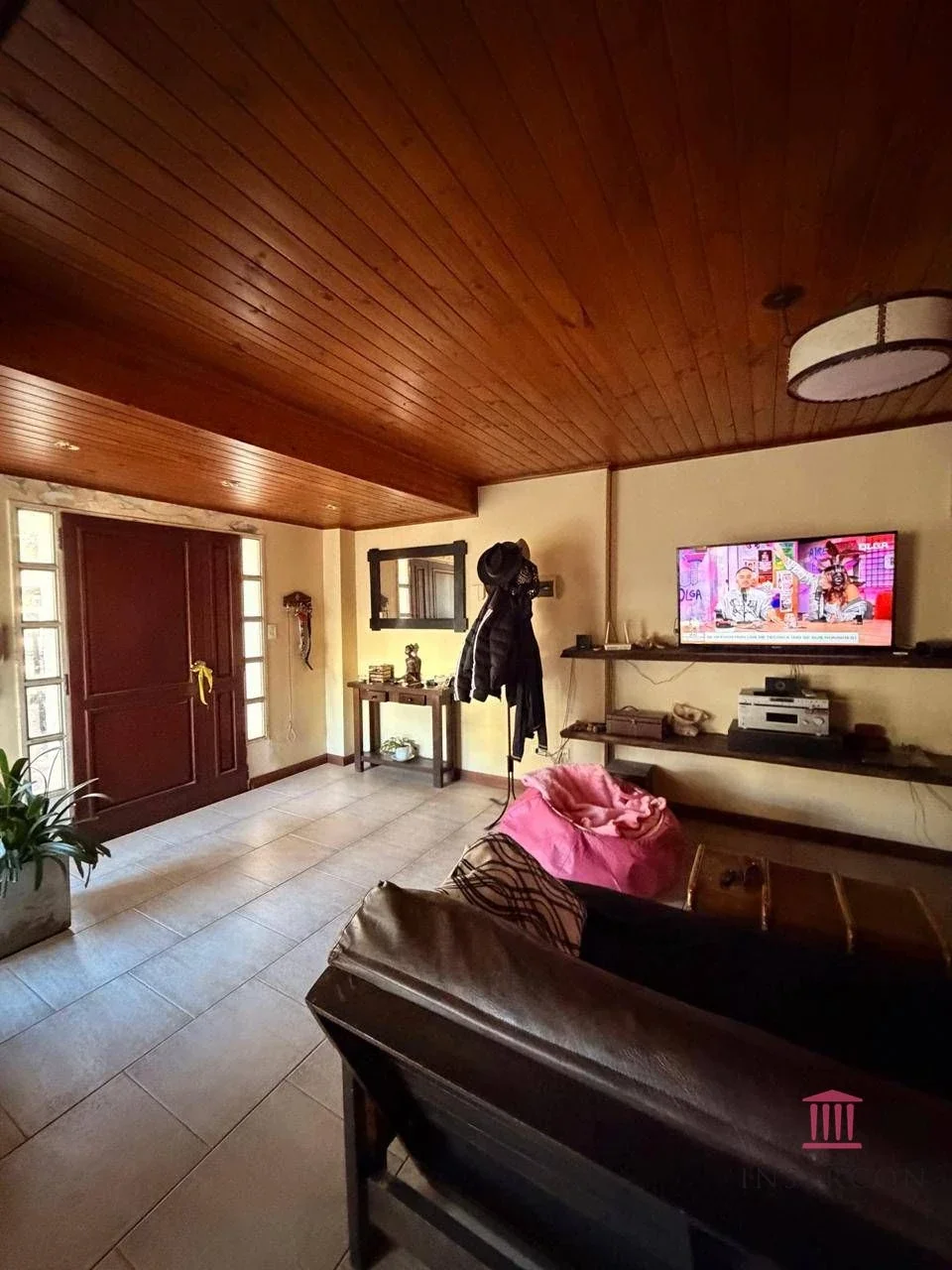CASA EN VENTA 3HABTS EN RADA TILLY!! - Imagen 2