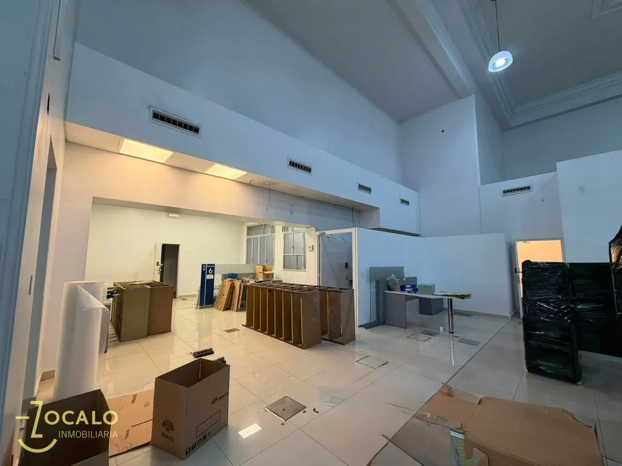 Imponente Local Comercial en Godoy Cruz - Imagen 5