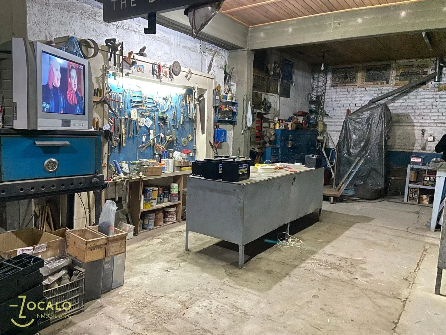 Local comercial y galpón en alquiler ubicado en Microcentro - Imagen 4