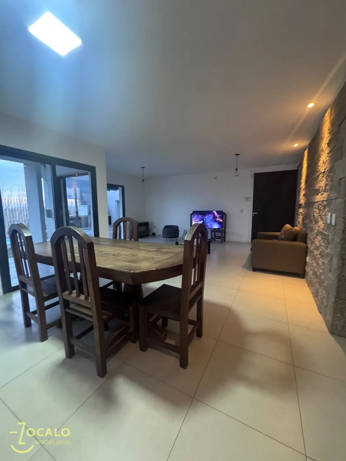 Casa en alquiler c/ cochera en La Puntilla - Imagen 4